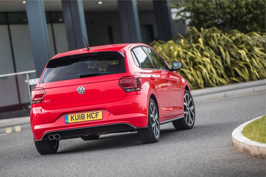  Volkswagen Polo GTI 2018 года  (UK) (фото 17 из 35)